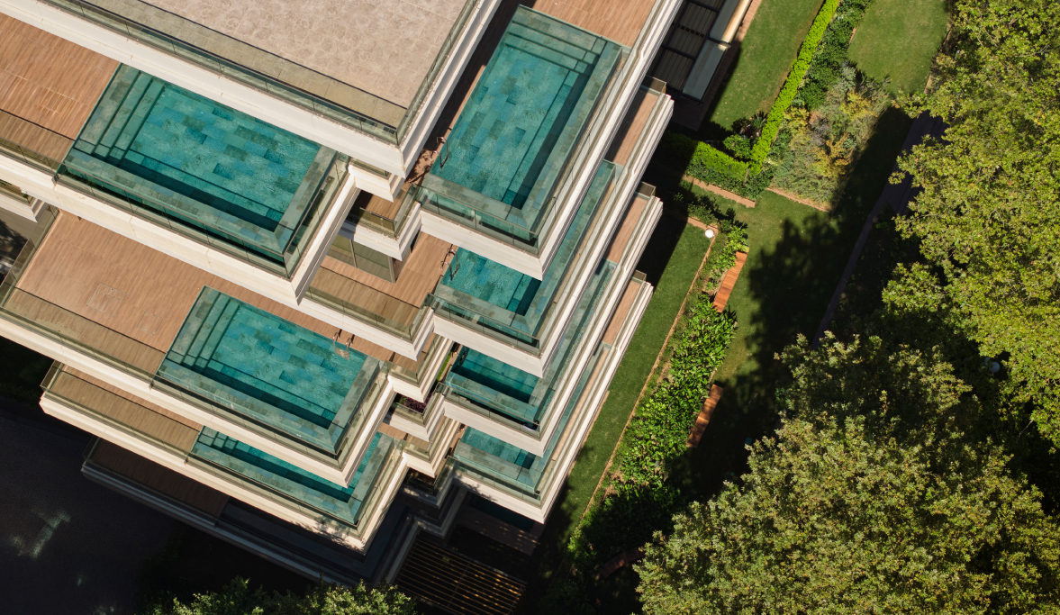 Yeni Levent Modern'de, doğanın kalbinde yükselen ayrıcalıklı yaşam alanları sizi bekliyor.